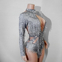Robe une pièce argentée entièrement ornée de diamants et de franges pour chanteuse, tenue de scène, tenue de danse latine en boîte de nuit, tenue de performance pour danseuse principale GOGO