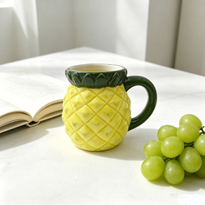 Tazza da Caffè in Ceramica a Forma di Uva 3D, Tazza Originale e Carina per Casa e Ufficio - Product Image 5