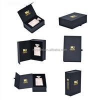 Boîte de parfum magnétique en papier de carton d'emballage de cadeau de parfum de luxe à rabat magnétique de conception personnalisée