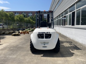 2.5-3.5 tấn DIESEL địa hình gồ ghề xe nâng 4WD ngoài trời off-road xe nâng với 3-6M nâng chiều cao - Product Image 6