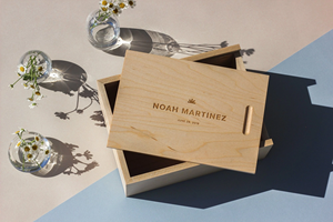 JUNJI Offre Spéciale Personnalisé En Bois Organisateur De L'obtention Du Diplôme Cadeau Souvenir Mémoire Boîte En Bois Gravé Bois Boudoir Boîte - Product Image 3