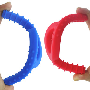 Q forma autismo personalizado al por mayor fabricante <span class=keywords><strong>Amazon</strong></span> gran oferta más nuevo silicona mordedor masticar juguetes masticar collares para bebé - Product Image 3