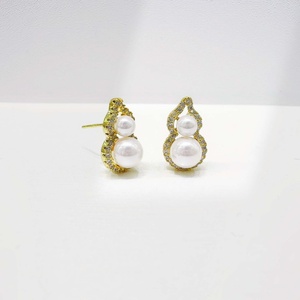 Pendientes de aro clásicos de plata de ley 925 al por mayor, chapados en oro, para boda, uso diario, delicados, vintage, con perlas para mujer - Product Image 5