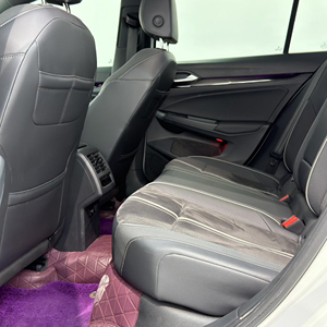Auto Usado <span class=keywords><strong>Volkswagen</strong></span> <span class=keywords><strong>Golf</strong></span> 280TSI 150PS R-Line Lite 2023, Gasolina, Hatchback, Pintura Original, Volante a la Izquierda, Cámara de Reversa, Asientos con Calefacción - Product Image 5