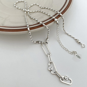 Collar coreano de plata de ley 925 con cara sonriente para mujer, estilo Ins, diseño de lujo, joyería con colgante de cadena Retro de alta gama - Product Image 4