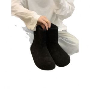 Bottes courtes en daim vintage pour femme, version cuir de vachette, doublées polaire, style mignon et original, fourrées, chaudes, en coton - Product Image 5