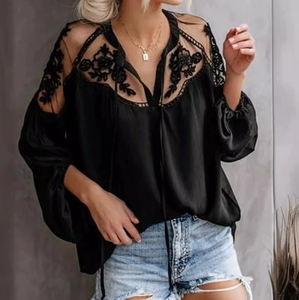 Elegante <span class=keywords><strong>Top</strong></span> da Donna con Scollo a V in Pizzo e Dettagli Trasparenti Sexy - Product Image 4