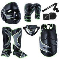 Meilleure vente équipement de boxe Muay Thai avec logo personnalisé en PU combo boxe de combat arts martiaux casque de karaté garde de l'aine ensemble de boxe