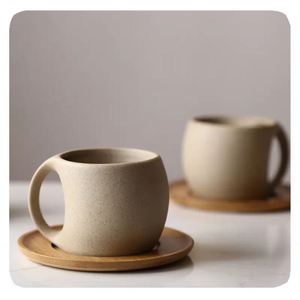 <span class=keywords><strong>Tasse</strong></span> à café <span class=keywords><strong>en</strong></span> céramique de style japonais avec soucoupe <span class=keywords><strong>en</strong></span> <span class=keywords><strong>bois</strong></span> Ensemble de tasses à thé au lait <span class=keywords><strong>en</strong></span> porcelaine nordique <span class=keywords><strong>en</strong></span> vrac - Product Image 3