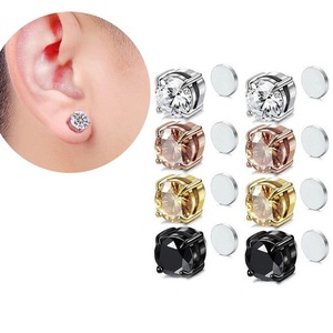 Prezzo all'ingrosso <span class=keywords><strong>orecchini</strong></span> magnetici argento placcato oro nero in acciaio inox solitario <span class=keywords><strong>orecchini</strong></span> <span class=keywords><strong>con</strong></span> zircone Unisex gioielli - Product Image 1