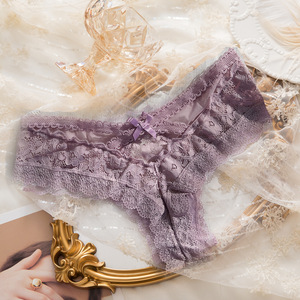 Ropa Interior Femenina Transpirable de Alta Calidad con Cintura Media, Borde de Encaje Transparente, Decoración de Lazo y Diseño Hueco - Product Image 3