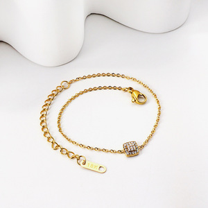 Collier Pendentif Géométrique en Acier Inoxydable pour Femme, Bijou Tendance, Design Elliptique Irrégulier, Sertissage Pavé, Idéal Cadeau pour Toutes Occasions - Product Image 4