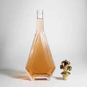Angular clear glass spirits bottle 750ml with cork lids whisky vodka tequila bottles for party wedding use glass whiskey bottle
