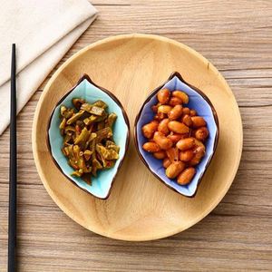 Petite assiette en céramique de style japonais en forme de feuille, pour vinaigre, sauce soja, assaisonnements, assiette à os, assiette à assaisonnements multi-usages - Product Image 3
