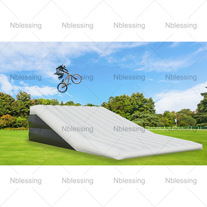 New Blessing Mountain <b>Inflatable</b> Airbag Landing Ramp-CE/ Certified Easy Setup Outdoor Use <b>Inflatable</b> Airbag Landing Bmx - Product Image 3