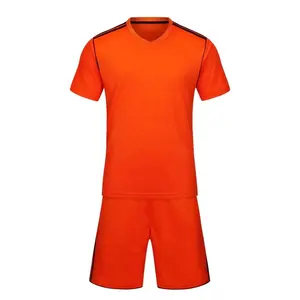 2024 OEM service wear soccer retro soccer jersey team uniforms football wear Professional football club jerseys supplier