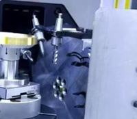 Mini routeur CNC à cinq axes (Changeur d'outils automatique, commande Syntec, broche haute vitesse)
