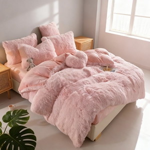Juego de Funda Nórdica de Felpa con Forma de Corazón Rosa, Estilo Nórdico Minimalista Moderno, Cómodo y Cálido, Ropa de Cama para el Hogar - Product Image 6