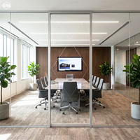 Cloison de bureau en verre monocouche Graki 90 mm avec cadre en aluminium, insonorisation 45 dB, écologique, pour espace de travail moderne et école
