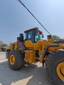 جرافة ذات عجلات LOVOL fl66k موثوقة ومستعملة لمدة منخفضة 9ساعة - Product Image 4