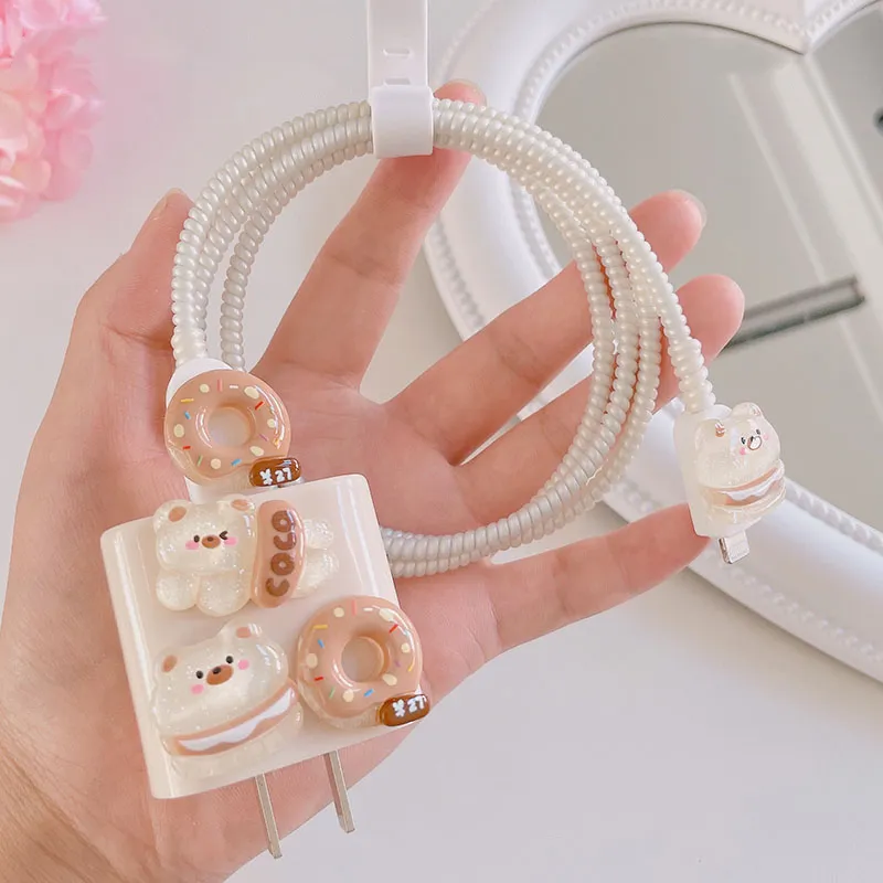 Cute Cartoon Clear Coffee Bear Charger Cable Organizer per Apple 18W/20W USB Charger Protector morsi Wrap Cord Lovely Soft Cover