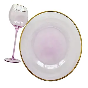 Yunzhifan食器アンティークゴールドプレートパープルブルーグリーンシャンパンガラスチャージャープレートとゴールドリム付きワインゴブレット