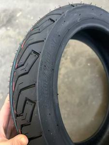 Meilleures ventes - <span class=keywords><strong>Pneu</strong></span> de scooter en caoutchouc naturel de haute qualité de <span class=keywords><strong>14</strong></span> <span class=keywords><strong>pouces</strong></span> - 110/80-<span class=keywords><strong>14</strong></span> 110/70-<span class=keywords><strong>14</strong></span> - <span class=keywords><strong>Pneu</strong></span> de moto sans chambre à air - Nouvelles motos - Product Image 4