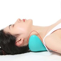 Dispositif de traction cervicale Cou et épaule Relaxer Colonne vertébrale Correcteur Cou Civière Oreiller Cou Soulagement de la douleur