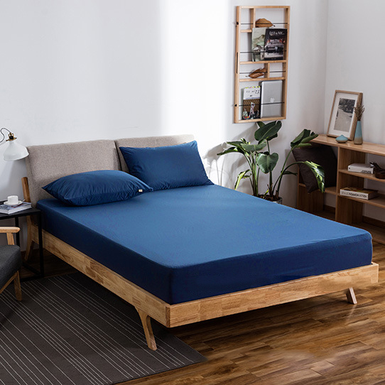 Azzurro di blu marino