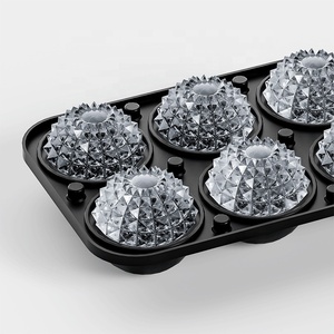 แม่พิมพ์ทำน้ำแข็งซิลิโคนแบบยืดหยุ่น 6 ช่อง ขนาดใหญ่ ปลอดสาร BPA สำหรับทำก้อนน้ำแข็งและลูกบอลน้ำแข็ง รูปทรงปริซึม อุปกรณ์ทำไอศกรีมซิลิโคนแบบยืดหยุ่น รับผลิตแบบ OEM ODM - Product Image 3
