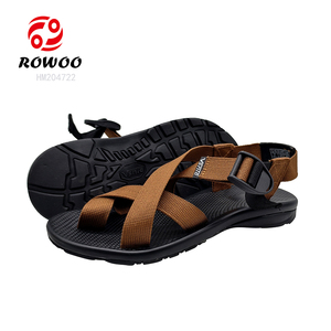 Vente en gros <span class=keywords><strong>Sandales</strong></span> d'été d'extérieur personnalisées en caoutchouc EVA pour femmes <span class=keywords><strong>Pieds</strong></span> <span class=keywords><strong>nus</strong></span> de grande taille pour les sports de randonnée pour les jeunes - Product Image 1