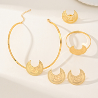 Parures de bijoux plaqué or de Dubaï pour femmes, comprenant collier ras-du-cou croissant arabe, boucles d'oreilles créoles, bague ouverte et bracelet, vente en gros