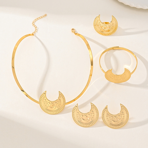 Parures de bijoux plaqué or de Dubaï pour femmes, comprenant collier ras-du-cou croissant <span class=keywords><strong>arabe</strong></span>, boucles d'oreilles créoles, bague ouverte et bracelet, vente en gros - Product Image 1