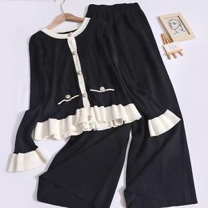 Ensemble <span class=keywords><strong>femme</strong></span> : pull à col rond à volants et pantalon taille haute, nouvelle collection automne 2026, vente en gros pour boutiques - Product Image 5