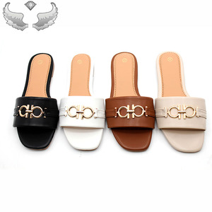 Scarpe basse da donna <span class=keywords><strong>di</strong></span> alta <span class=keywords><strong>qualità</strong></span> antiscivolo antiscivolo per la vendita diretta in fabbrica <span class=keywords><strong>di</strong></span> <span class=keywords><strong>pantofole</strong></span> leggere da donna - Product Image 1