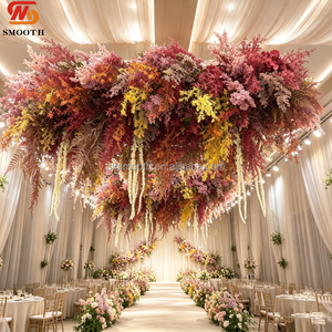 ช่อดอกไม้ประดับตกแต่งเพดานงานแต่งงานสีแดงเบอร์กันดีแบบเรียบหรู พร้อมดอกอะมาแรนธัสห้อยระย้า  สามารถสั่งทำได้ - Product Image 1