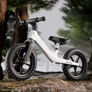 Vélo d'équilibre à deux roues de 12 pouces pour enfants de 2 à 5 ans, pour la marche sur le plat - Product Image 4