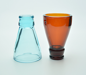 Accesorios de Bar Impresión transparente Color Botella de cerveza Decoración en forma de vaso de chupito de licor Vidrio vivo Fiesta clásica - Product Image 1