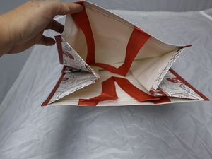 ถุงช้อปปิ้งสำหรับร้านขายของชำเป็นมิตรกับสิ่งแวดล้อมใช้ซ้ำได้มีลามิเนต PP แบบนอนวูฟเวนรีไซเคิลมีลวดลายการ์ตูน - Product Image 5