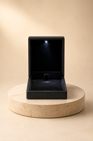 Boîtes à pendentifs LED en gros, boîtes à colliers LED en stock, boîtes à colliers LED pour la vente au détail, emballages diamantés pour boîtes à bijoux LED