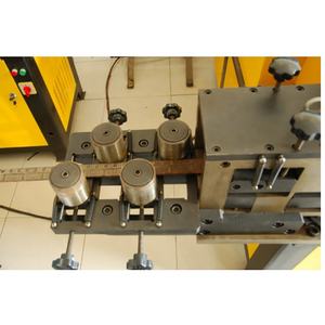 เครื่องปั๊มเหล็กแผ่นเหลี่ยมอัตโนมัติความแม่นยำสูง พร้อมมอเตอร์ 5.5 กิโลวัตต์ สำหรับงานรีดเย็น - Product Image 5