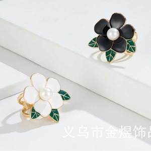 Broche de flor con incrustaciones de perlas, aleación de zinc, negro, blanco, regalo para mujer, accesorio de moda - Product Image 2