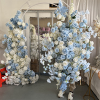 Fournitures de décoration de mariage IFG arc de fleurs artificielles bleu clair et blanc pour Noël Saint Valentin Nouvel An