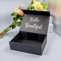 Personnalisé Coloré Réutilisable Pliant Noir Dur Grande Boîte Cadeau Avec Couvercle Pour Vêtements De Luxe Ruban Magnétique Boîte Cadeau Emballage