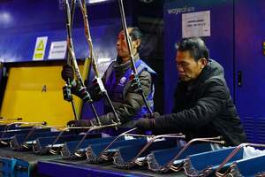 Vente en gros <span class=keywords><strong>12000</strong></span> <span class=keywords><strong>BTU</strong></span> 1 tonne R410a Refroidissement et chauffage rapide Climatiseur mural divisé AC 1,5 Hp - Product Image 6