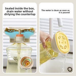 Distributeur de savon à vaisselle moderne et minimaliste en polypropylène pour évier de cuisine avec tampon à récurer et distributeur de liquide vaisselle - Product Image 5