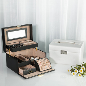 HI02 Jewelry <strong>Box</strong>, <strong>Girls</strong> Jewelry Organizer and Storage <strong>Box</strong>, Lockable Black <strong>Jewellery</strong> <strong>Box</strong> - Product Image 4