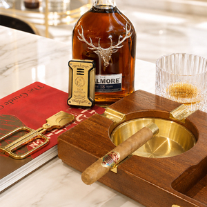 Set de Regalo de Lujo Premium para Cigarros con Cortador de Cigarros, Encendedor de Cigarros de Llama Jet, Punzón Cortavientos y Cenicero Metálico, Kit de Cigarros OEM ODM - Product Image 3