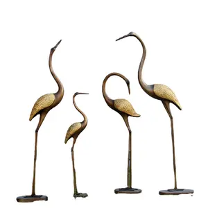 Farklı form boyutu açık metal bronz kuşlar heykel flamingo heykeli