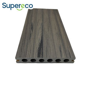 Vente directe <span class=keywords><strong>d</strong></span>'usine de planches de terrasse en bois composite, planches de terrasse durables et imperméables <span class=keywords><strong>à</strong></span> âme creuse pour l'extérieur - Product Image 4